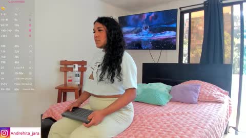 Snapshot of madisonbrunette_lxs chatting on September 9, 7:35 pm madison online show from September 9, 7:35 pm