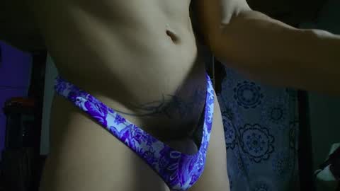 Snapshot of maggie_fit chatting on March 7, 3:05 am maggie_fit online show from March 7, 3:05 am