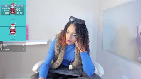 Snapshot of marfilastrom chatting on January 29, 6:54 am marfilastrom online show from January 29, 6:54 am