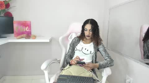 Snapshot of marfilastrom chatting on February 7, 9:37 pm marfilastrom online show from February 7, 9:37 pm