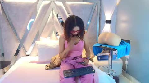 Snapshot of marfilastrom chatting on September 17, 8:03 pm marfilastrom online show from September 17, 8:03 pm