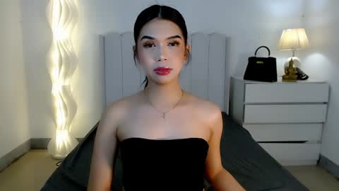 Snapshot of margaret_deluxe chatting on January 25, 11:13 am MARGARET online show from January 25, 11:13 am