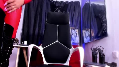 mariana_fadulf_ online show from September 11, 4:32 am