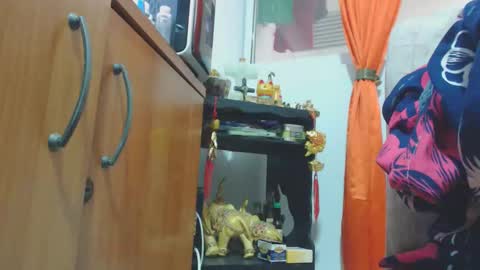 Mariana online show from September 18, 9:53 pm