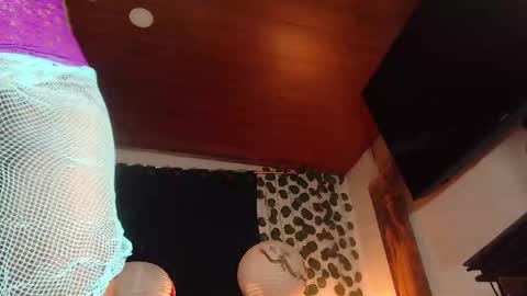 Snapshot of mariangel_tattooed_barbie chatting on September 15, 12:37 am mariangel_tattooed_barbie online show from September 15, 12:37 am
