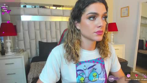 Snapshot of mariiahneedles chatting on March 6, 3:09 am mariiahneedles online show from March 6, 3:09 am