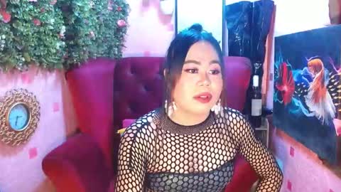 Snapshot of mariposa_911 chatting on March 6, 8:45 pm LEAH online show from March 6, 8:45 pm