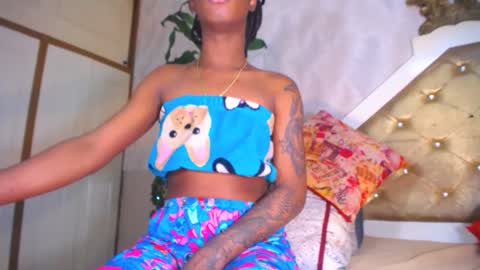 Snapshot of mariposahorny chatting on February 4, 1:38 pm Nathaly online show from February 4, 1:38 pm