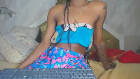 Snapshot of mariposahorny chatting on February 5, 4:04 pm Nathaly online show from February 5, 4:04 pm