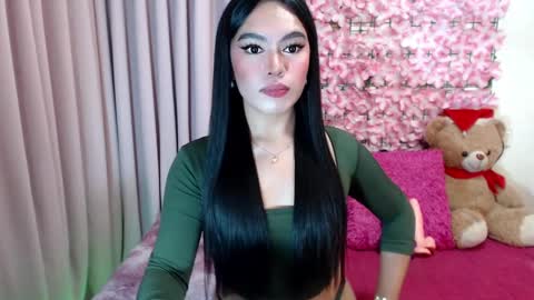 DONT FORGET TO FOLLOW ME AND GIVE ME A THUMBS UP GUYS- martha online show from December 19, 11:50 am