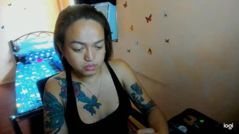 Snapshot of massivecockcum chatting on January 13, 12:30 am kimmy online show from January 13, 12:30 am