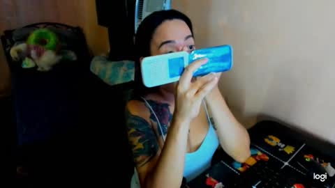 kimmy online show from October 12, 11:46 am