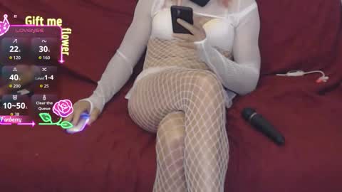 Snapshot of mathurin37 chatting on September 25, 7:21 pm LooLa online show from September 25, 7:21 pm