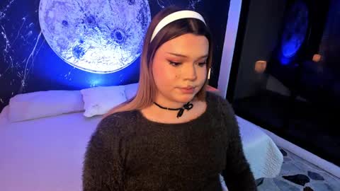 Snapshot of maxxxine_ chatting on October 8, 5:53 am Maxine Minx online show from October 8, 5:53 am