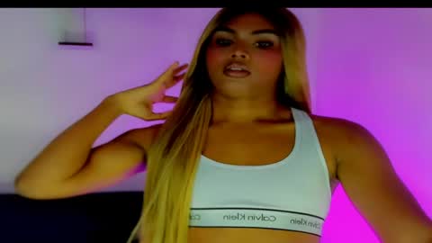 maykaa_a online show from June 1, 9:00 am