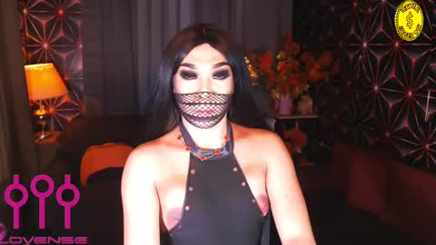 Snapshot of medusaprey chatting on February 21, 4:26 pm THE QUEEN ALPHA   Queen Medusa Prey online show from February 21, 4:26 pm