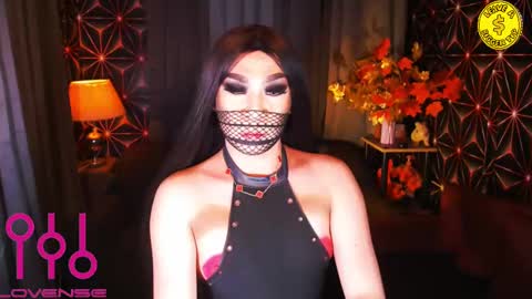 Snapshot of medusaprey chatting on February 27, 1:07 pm THE QUEEN ALPHA   Queen Medusa Prey online show from February 27, 1:07 pm