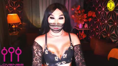 Snapshot of medusaprey chatting on March 3, 12:54 pm THE QUEEN ALPHA   Queen Medusa Prey online show from March 3, 12:54 pm