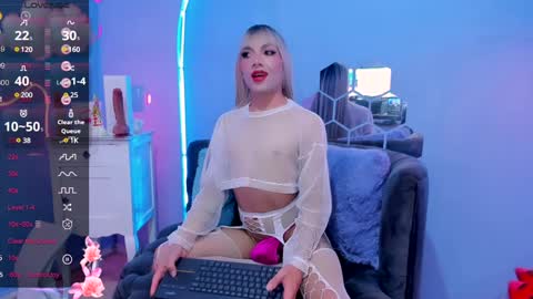 Snapshot of megan_do_santos chatting on February 5, 8:57 pm megan do santos online show from February 5, 8:57 pm