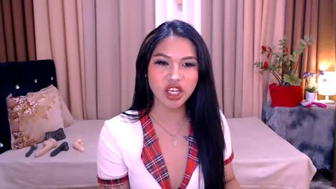 Snapshot of meganfoxx07 chatting on February 23, 6:23 pm Megan online show from February 23, 6:23 pm