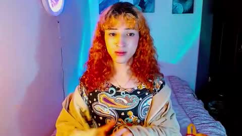 Snapshot of meghan_devil_ chatting on September 22, 7:13 am meghan_devil_ online show from September 22, 7:13 am