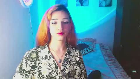 Snapshot of meghan_devil_ chatting on October 9, 6:37 am meghan_devil_ online show from October 9, 6:37 am