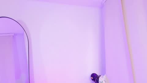 meghanallen_ online show from November 26, 10:01 pm