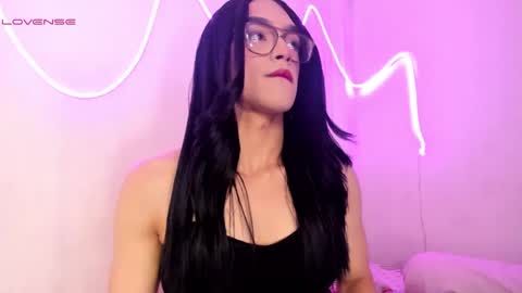 Snapshot of melissa_hot22 chatting on February 24, 10:36 pm melissa_hot22 online show from February 24, 10:36 pm