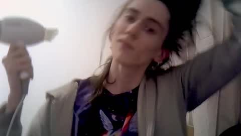 Melody online show from February 21, 8:12 pm