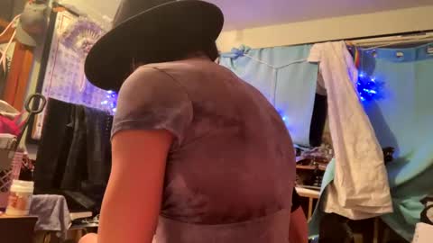 gurlnips online show from January 20, 7:58 am