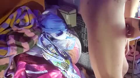 gurlnips online show from February 11, 11:54 pm