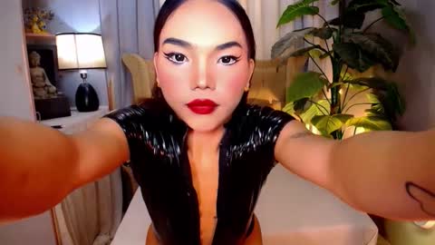 myka online show from December 1, 11:56 am