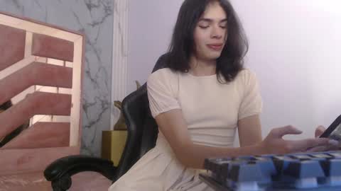 Snapshot of mia_swift_ch chatting on September 16, 3:44 am mia_swift_ch online show from September 16, 3:44 am