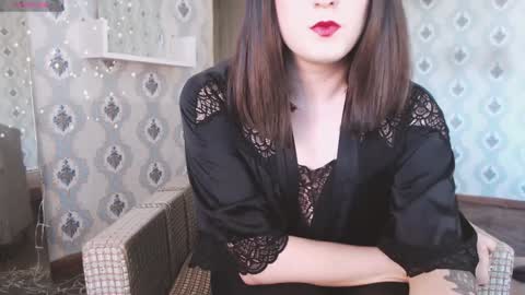 Snapshot of mia_wallase chatting on January 9, 6:06 am mia_wallase online show from January 9, 6:06 am