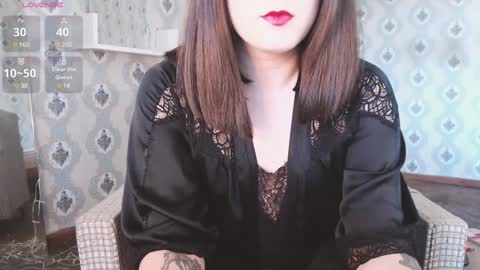 Snapshot of mia_wallase chatting on January 21, 12:24 pm mia_wallase online show from January 21, 12:24 pm