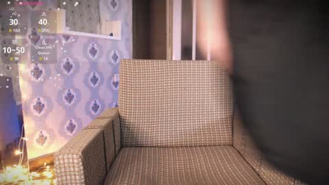 Snapshot of mia_wallase chatting on February 5, 11:28 pm mia_wallase online show from February 5, 11:28 pm