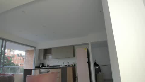 Snapshot of mia_yourmommy chatting on December 31, 10:34 pm     online show from December 31, 10:34 pm