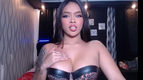 Snapshot of miapasita chatting on December 17, 4:43 pm Mia online show from December 17, 4:43 pm