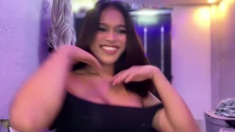 Snapshot of miapasita chatting on February 18, 5:55 pm Mia online show from February 18, 5:55 pm