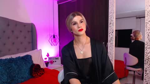Mia Romanove online show from February 12, 5:37 am