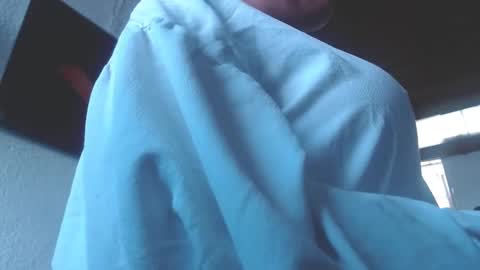 Snapshot of miavero chatting on January 17, 4:48 pm Mia online show from January 17, 4:48 pm