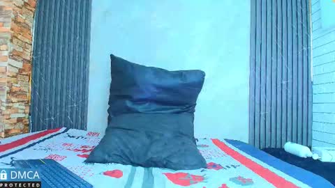 Snapshot of mich_marin chatting on September 29, 11:21 am mich_marin online show from September 29, 11:21 am