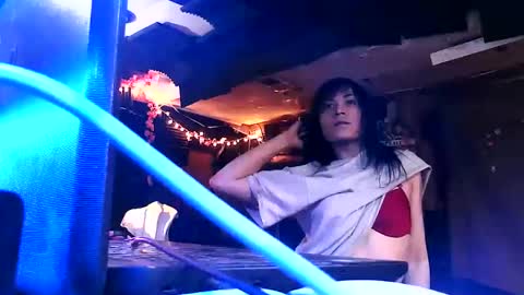 michelle_flowers online show from November 4, 4:23 am