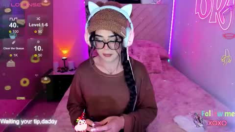   online show from March 25, 4:51 am