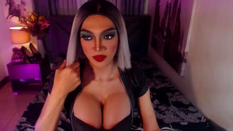 Snapshot of midnightscentxx chatting on January 18, 4:08 am KATE online show from January 18, 4:08 am