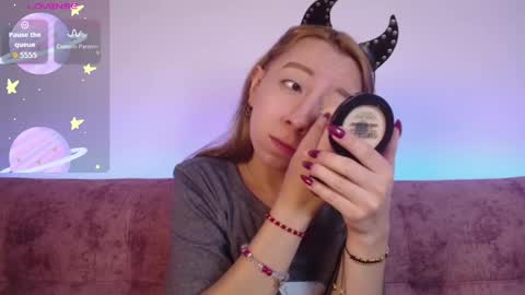 Snapshot of miiaa_doll chatting on September 30, 11:54 am MIIA online show from September 30, 11:54 am