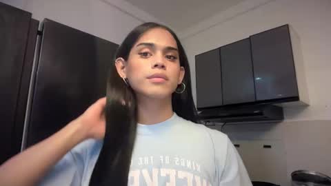 Snapshot of mika_pedersen chatting on October 8, 8:43 pm mika online show from October 8, 8:43 pm