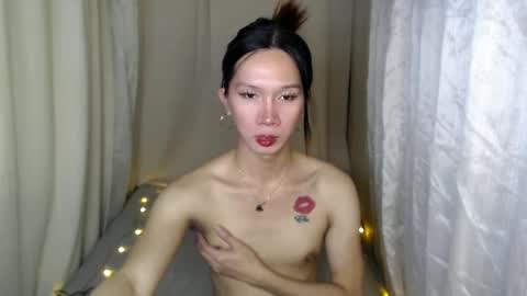 Snapshot of mikaellasander chatting on January 21, 5:28 am ELLA online show from January 21, 5:28 am