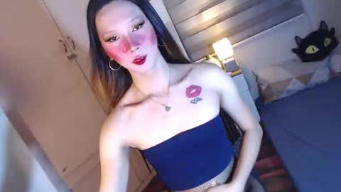 Snapshot of mikaellasander chatting on March 3, 4:56 am ELLA online show from March 3, 4:56 am