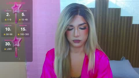 Snapshot of mike_nour chatting on September 25, 3:35 am IM MIKE online show from September 25, 3:35 am